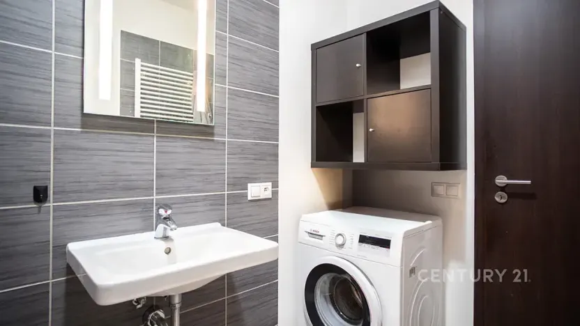 Prodej bytu 2+kk, Plzeň, U Velkého rybníka, 58 m2