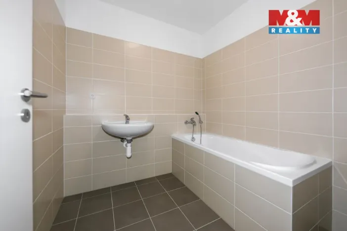 Pronájem bytu 2+kk, Plzeň, Safírová, 66 m2