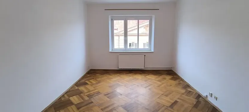 Pronájem bytu 3+1, Cheb, Mánesova, 80 m2