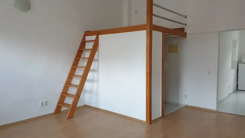 Pronájem bytu 1+1, Novosedlice, Malodrážní, 50 m2