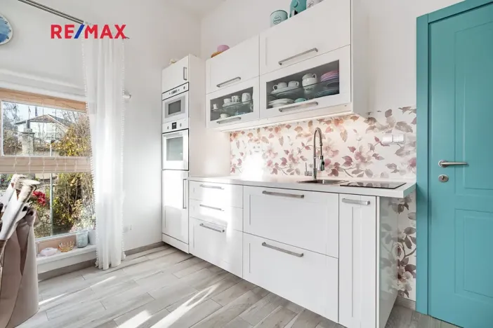 Prodej bytu 1+kk, Tuchoměřice, Ke Kovárně, 53 m2