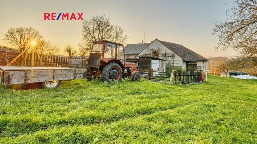 Prodej rodinného domu, Provodín, 290 m2