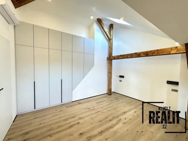 Pronájem bytu 4+kk, Praha - Malá Strana, Újezd, 134 m2