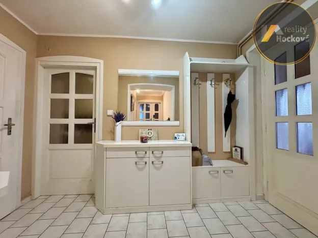 Prodej rodinného domu, Krhanice, 154 m2