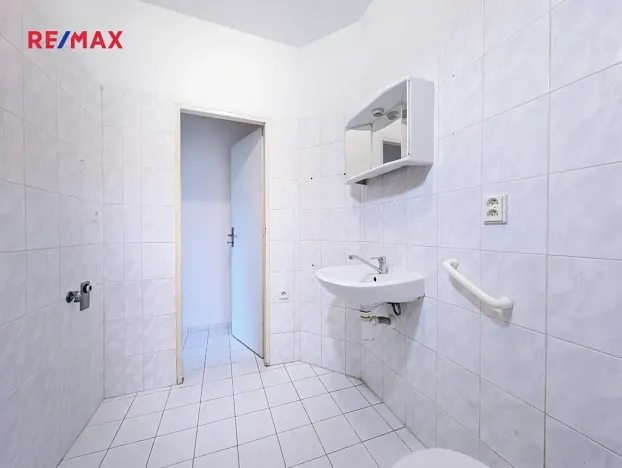 Prodej bytu 1+kk, Pardubice, Sokolovská, 29 m2