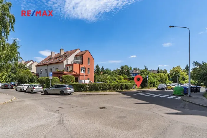 Prodej komerčního pozemku, Praha, 262 m2