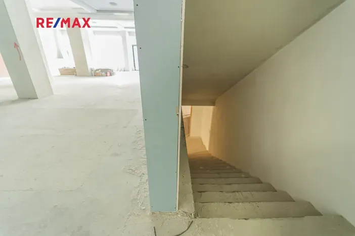 Pronájem obchodního prostoru, Praha - Nové Město, Hybernská, 526 m2