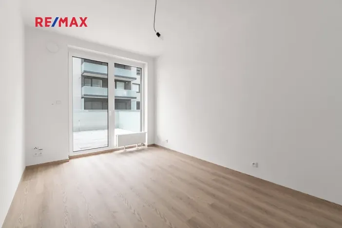 Prodej bytu 2+kk, Praha - Prosek, Čakovická, 43 m2