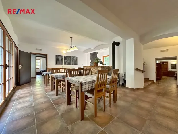 Prodej ubytování, Holetín, 800 m2