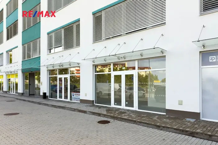 Pronájem ordinace, Milovice, Spojovací, 64 m2