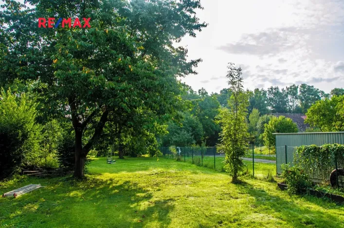 Prodej pozemku pro bydlení, Benátky, 606 m2