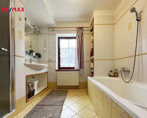 Prodej rodinného domu, Bystřec, 400 m2