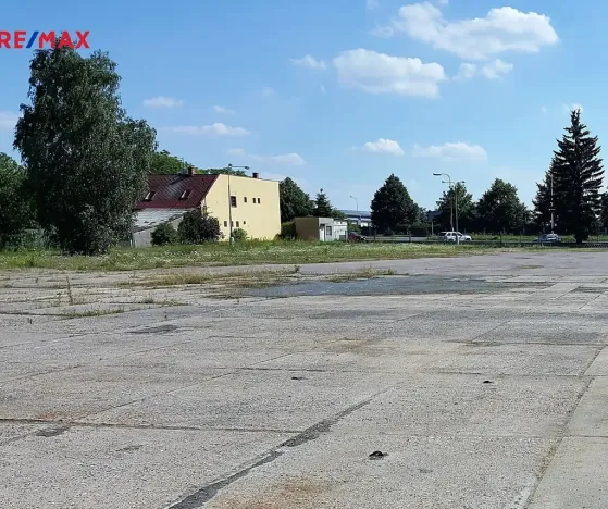 Prodej komerčního pozemku, Přelouč, 15134 m2