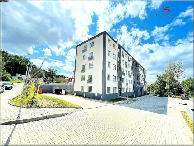 Prodej garážového stání, Milovice, Višňová, 13 m2