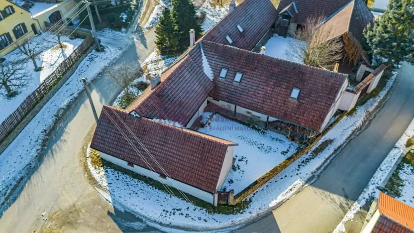 Prodej rodinného domu, Pluhův Žďár, 566 m2