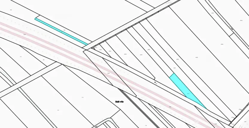 Dražba pole, Žiželice, 1800 m2
