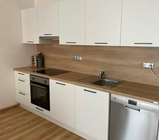 Pronájem bytu 2+kk, Pardubice, Rokycanova, 52 m2