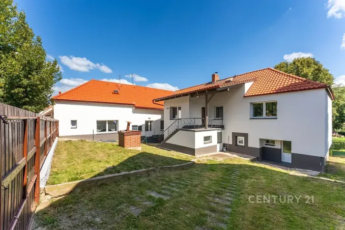 Prodej vícegeneračního domu, Kamýk nad Vltavou, 320 m2