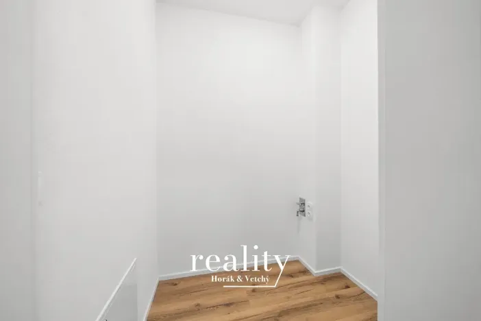 Pronájem bytu 2+kk, Znojmo, Jarošova, 46 m2