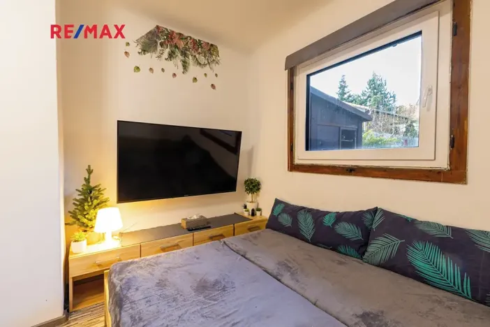 Prodej pozemku pro bydlení, Vonoklasy, 2025 m2