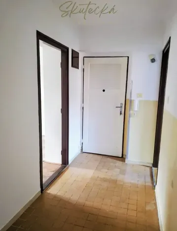 Pronájem bytu 3+1, Hodonín, 56 m2