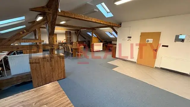 Pronájem kanceláře, Ostrava, Prokopa Velikého, 200 m2