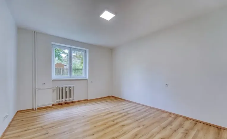 Pronájem bytu 2+1, Klatovy, 60 m2