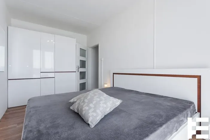 Pronájem bytu 2+kk, Praha - Černý Most, Bryksova, 42 m2