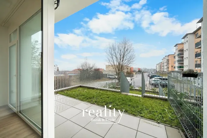 Pronájem bytu 2+kk, Znojmo, Jarošova, 44 m2