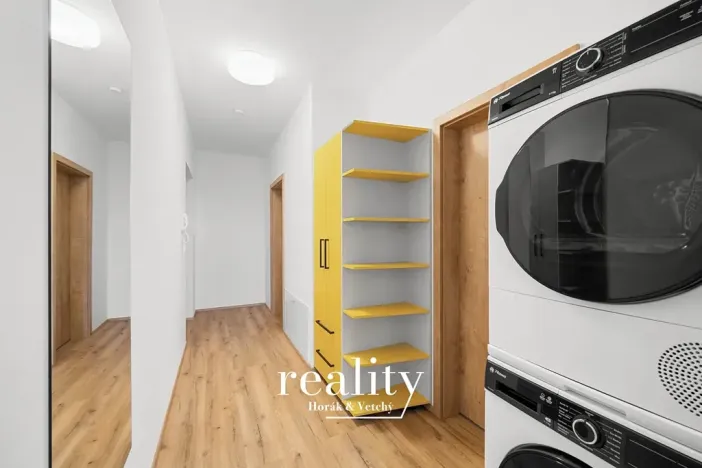 Pronájem bytu 2+kk, Znojmo, Jarošova, 44 m2