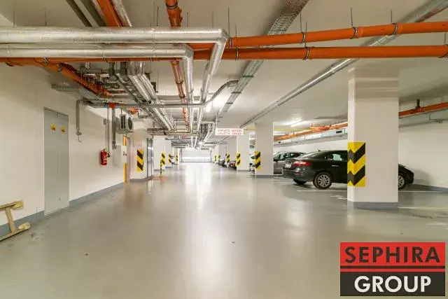 Pronájem garážového stání, Praha - Uhříněves, Losenická, 12 m2