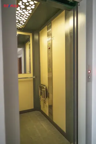 Prodej bytu 2+1, Hradec Králové, Svatojánská, 69 m2