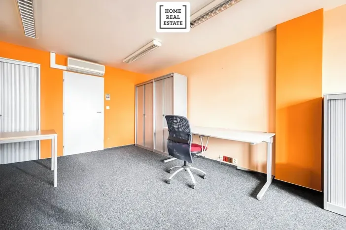 Pronájem kanceláře, Kolín, Rubešova, 634 m2