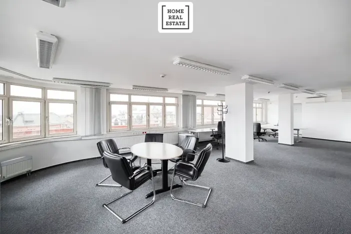 Pronájem kanceláře, Kolín, Rubešova, 256 m2