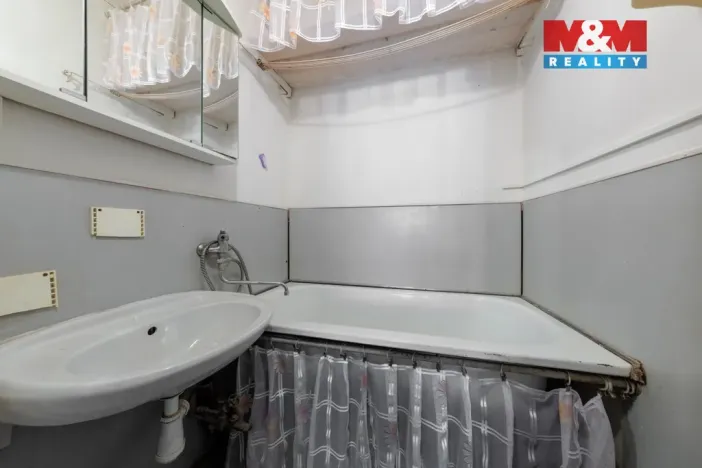 Prodej bytu 3+1, Kraslice, Čs. armády, 70 m2