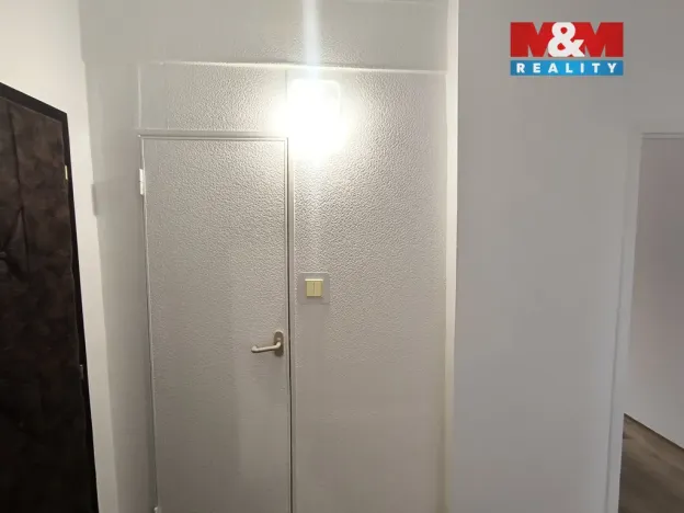 Pronájem bytu 2+1, Ústí nad Labem - Severní Terasa, Rabasova, 62 m2