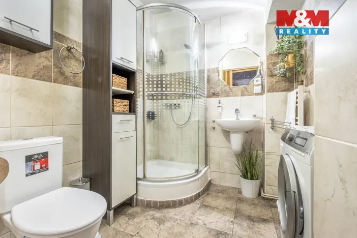 Prodej rodinného domu, Nový Bor - Arnultovice, Rumburských hrdinů, 240 m2