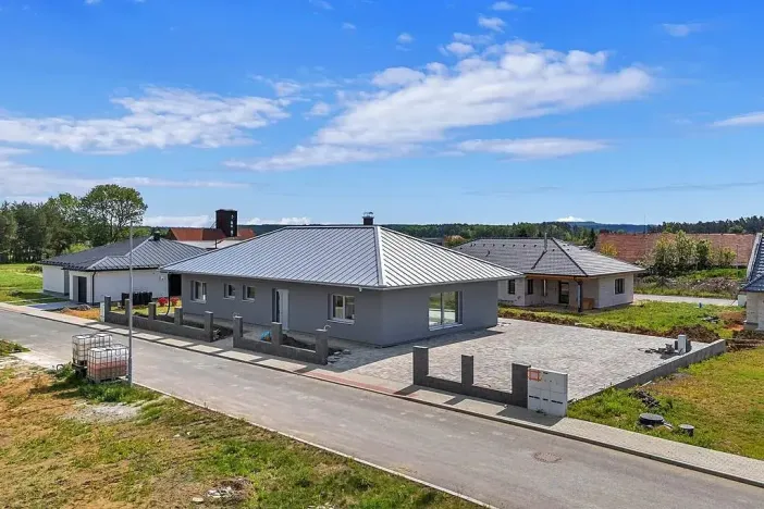 Prodej rodinného domu, Sukorady, 200 m2