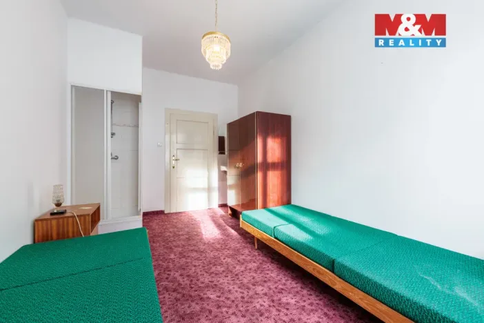 Prodej rodinného domu, Bečov nad Teplou, Nádražní, 298 m2