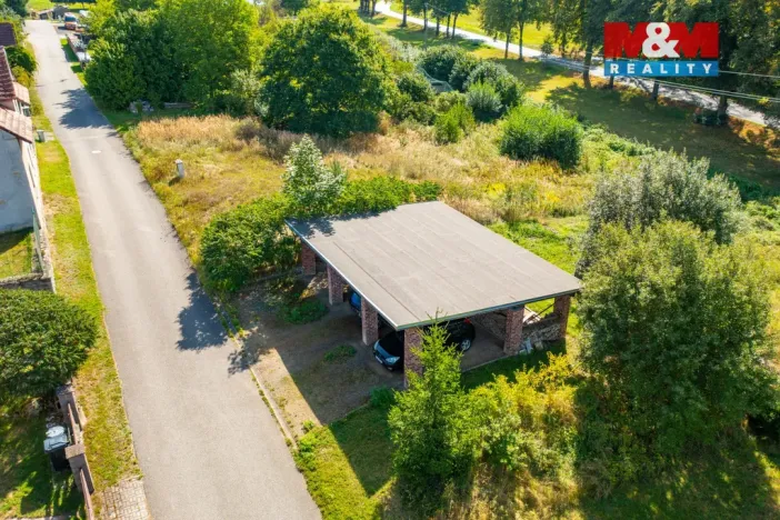 Prodej chalupy, Hajany, 285 m2