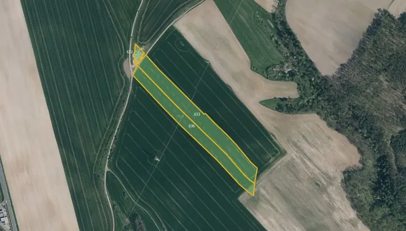 Prodej pole, Hrdlořezy, 23622 m2