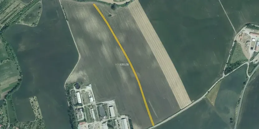 Prodej pole, Nosislav, 36394 m2