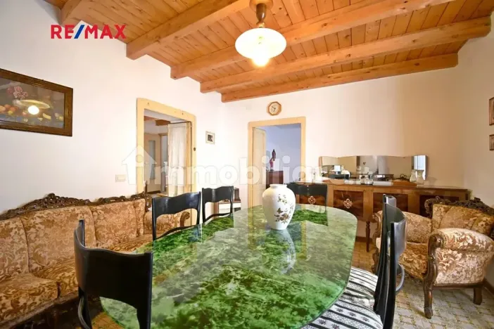 Prodej rodinného domu, Guspini, Itálie, 280 m2