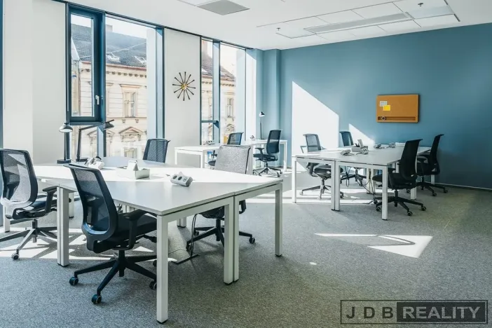 Pronájem kanceláře, Praha - Smíchov, Plzeňská, 120 m2