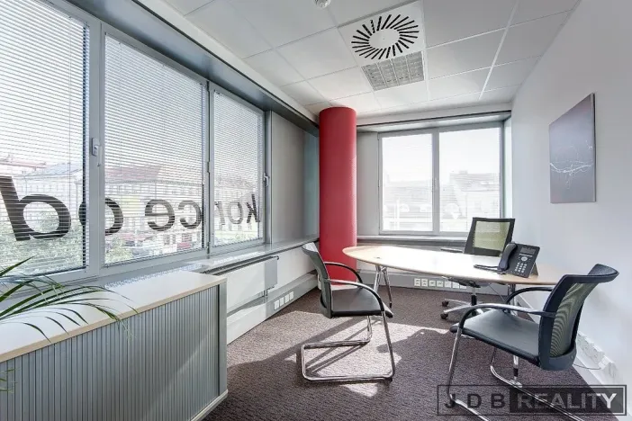 Pronájem kanceláře, Praha - Smíchov, Nádražní, 30 m2