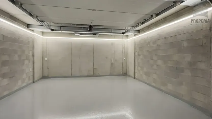 Prodej garážového stání, Brno, Bratislavská, 26 m2