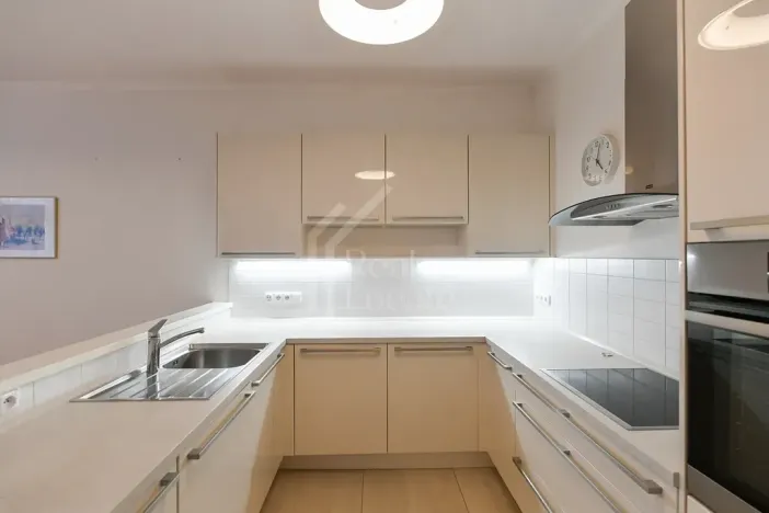 Pronájem bytu 4+1, Praha - Vinohrady, Belgická, 120 m2