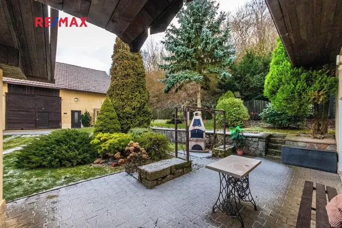 Prodej rodinného domu, Sazená, 93 m2