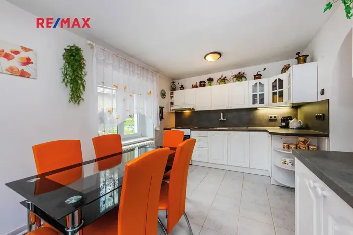 Prodej rodinného domu, Sazená, 93 m2