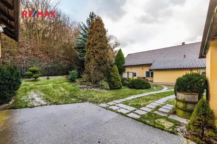 Prodej rodinného domu, Sazená, 93 m2